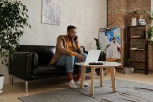 How to Attract and Retain Top Talent in a Hybrid Work Era